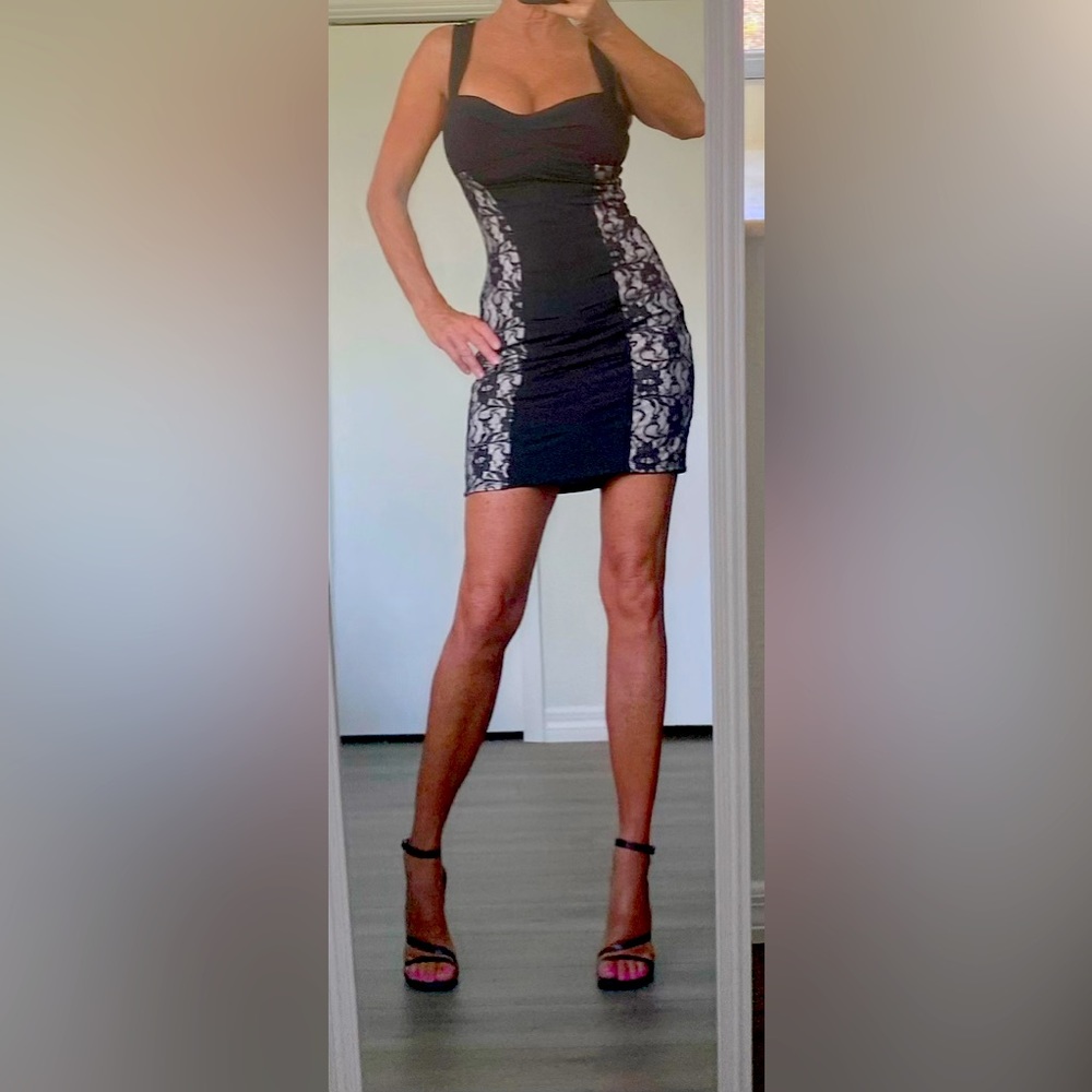 LOVE TEASE Women’s Size 5 Cocktail/Party Dress Form-Fitting